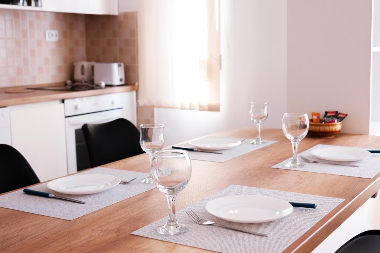 Lux Family Apartment Vidanovic Пирот Экстерьер фото